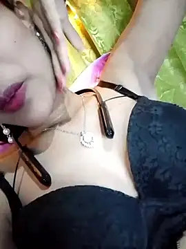 Maliha Chowdhury online show from 04/18/26, 09:37