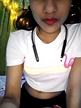 Snapshot of Maliha_Chowdhury chatting on 06/11/26, 07:23 Maliha Chowdhury online show from 06/11/26, 07:23