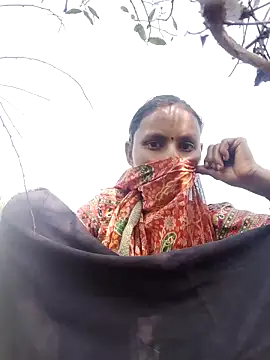 Juli rathore online show from 02/17/26, 06:43