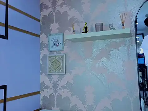 Emma Thompssonn online show from 02/08/26, 11:57