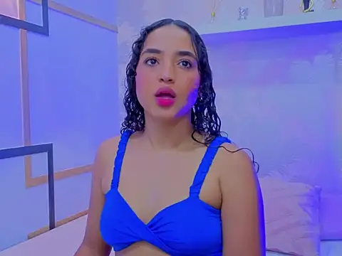 Emma Thompssonn online show from 02/28/26, 11:55