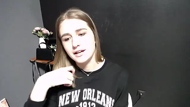 Sunny siren online show from 04/02/26, 12:58