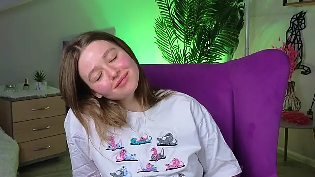 Snapshot of IreneKnickrehm chatting on 01/16/26, 03:16 IreneKnickrehm online show from 01/16/26, 03:16