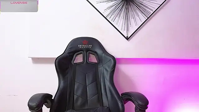 Rosse Baker  online show from 03/20/26, 12:43