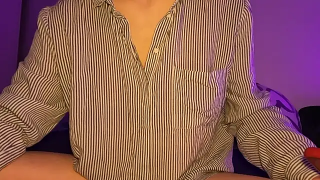 Snapshot of ju_juliette chatting on 01/17/26, 10:35 ju juliette online show from 01/17/26, 10:35