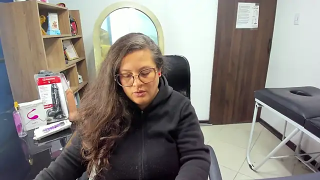 Sarah Boobs  online show from 06/06/26, 03:55