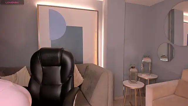 Snapshot of BellaThompsonX chatting on 02/22/26, 11:36 BellaThompsonX online show from 02/22/26, 11:36