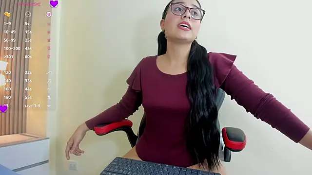 BELLA STONE3 online show from 02/26/26, 07:46