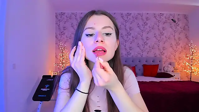 Hot Molly5 online show from 04/14/26, 09:48