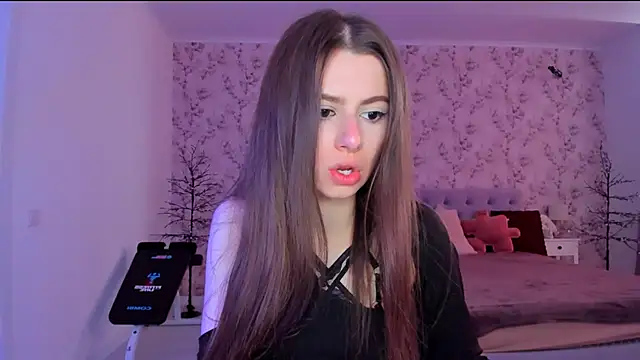 Hot Molly5 online show from 06/04/26, 09:48