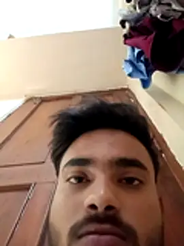 sdgjjkkmm online show from 04/13/26, 10:21