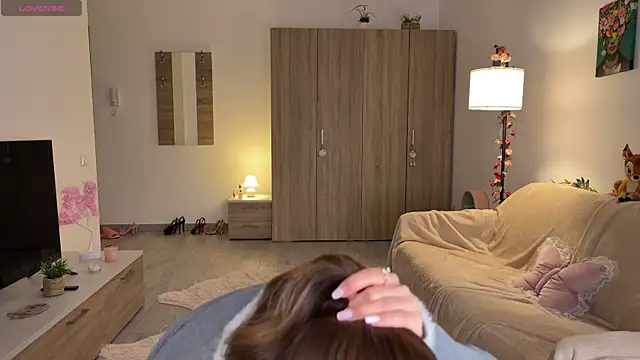 AyanaLys online show from 05/16/26, 05:56