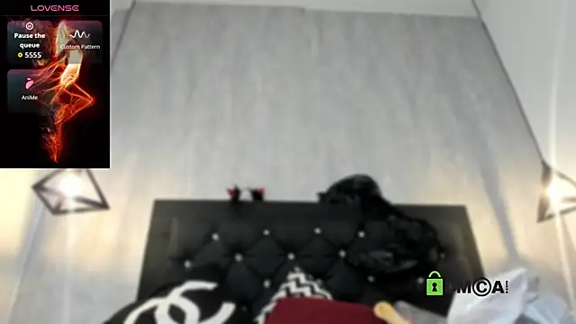 Marilyndackaria  online show from 04/15/26, 12:01