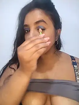 Eva Ferrari online show from 05/02/26, 08:47
