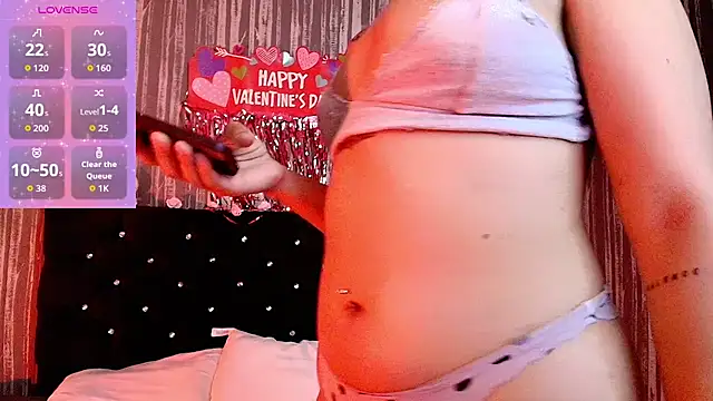 Snapshot of Adynrousse chatting on 02/13/26, 11:50 Adynrousse online show from 02/13/26, 11:50