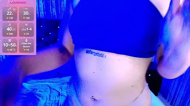 Snapshot of Adynrousse chatting on 02/20/26, 11:54 Adynrousse online show from 02/20/26, 11:54