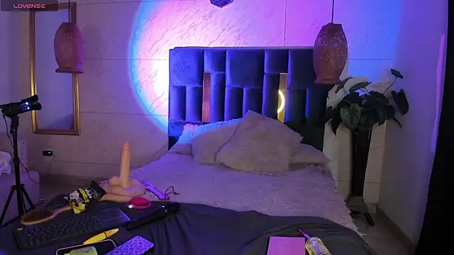 sophia willliamss online show from 02/27/26, 12:38