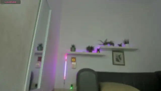 Snapshot of Amira_Alzahra chatting on 07/21/26, 04:53 Amira Alzahra online show from 07/21/26, 04:53