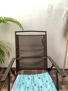 Auri   online show from 04/09/26, 08:03