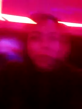 PetitteCorazon online show from 03/06/26, 07:49