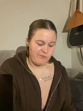 justsomeoneuknow online show from 02/17/26, 07:53