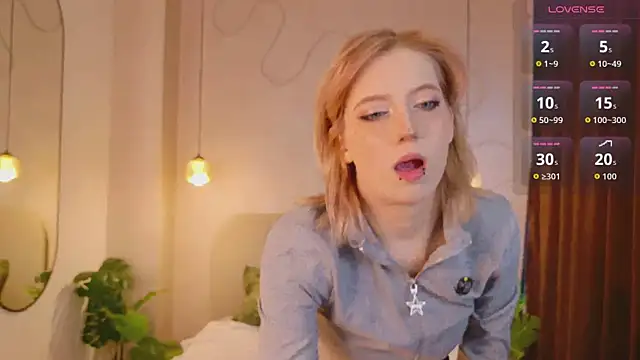 MoonlightAsuna online show from 02/05/26, 01:38