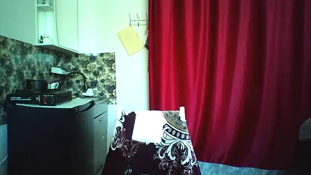 bella2322 online show from 04/12/26, 06:51