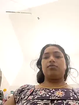 Hot-Tinaa online show from 03/28/26, 02:44