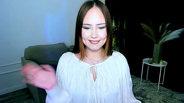 GlowMe online show from 05/21/26, 08:16