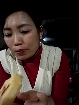 lia-coy online show from 02/23/26, 03:20