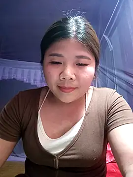 Lioe koei online show from 04/18/26, 02:32