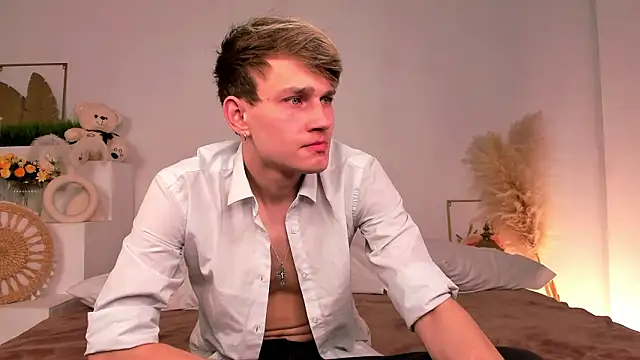 Volan Starts online show from 03/06/26, 04:20