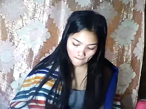 PinaySkinnyJust18 online show from 03/18/26, 09:18