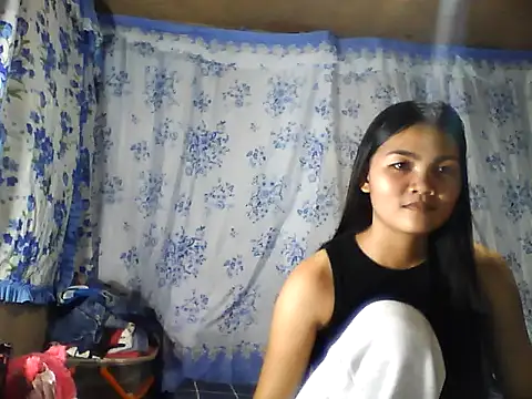 PinaySkinnyJust18 online show from 03/26/26, 09:48