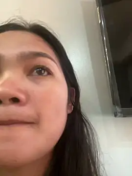 PinaySkinnyJust18 online show from 04/20/26, 12:02