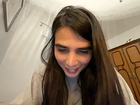 Lily WellGifted online show from 02/04/26, 09:53