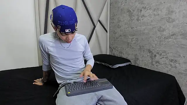 Dogan Renzo0 online show from 02/01/26, 11:31