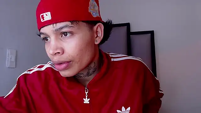 Dogan Renzo0 online show from 02/18/26, 11:50