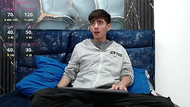 Snapshot of Lust_demian chatting on 02/18/26, 12:01 Lust demian online show from 02/18/26, 12:01