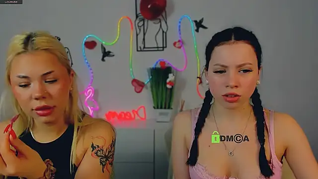 Snapshot of alexa_bonni chatting on 02/15/26, 06:43 alexa bonni online show from 02/15/26, 06:43