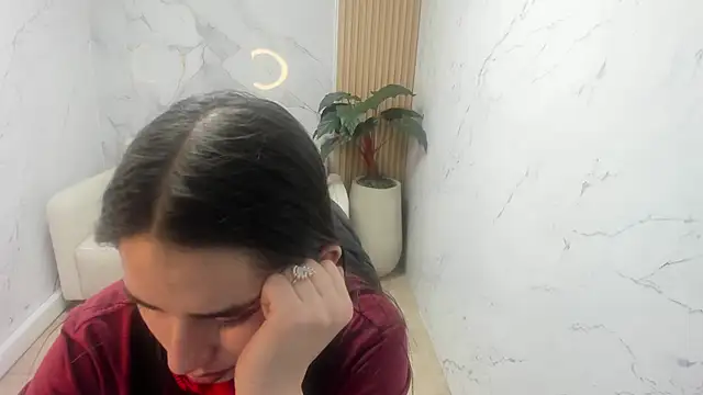 Qetsyah tf online show from 02/07/26, 01:42