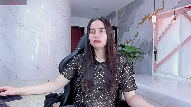 Qetsyah tf online show from 04/18/26, 01:37