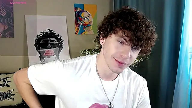 TylerGibson online show from 04/21/26, 03:24