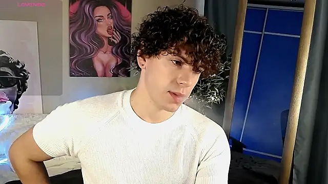 Snapshot of TylerGibson chatting on 05/23/26, 04:07 TylerGibson online show from 05/23/26, 04:07