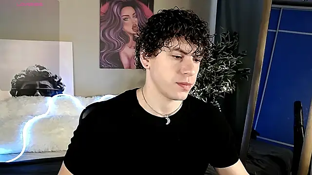 Snapshot of TylerGibson chatting on 05/25/26, 03:45 TylerGibson online show from 05/25/26, 03:45