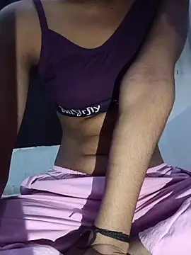 Snapshot of muskan-143 chatting on 02/23/26, 12:19 muskan-143 online show from 02/23/26, 12:19