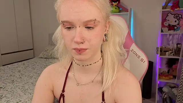 Mia WaterFall online show from 03/13/26, 03:13