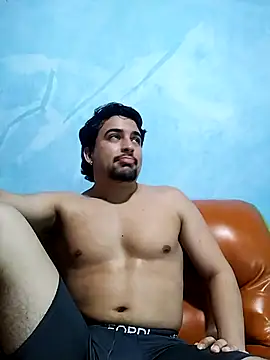 AxelWhitte online show from 02/13/26, 06:48