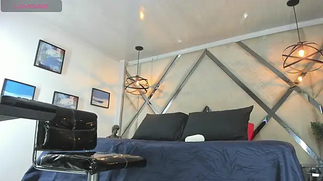 Dusan Grey77 online show from 02/04/26, 04:07