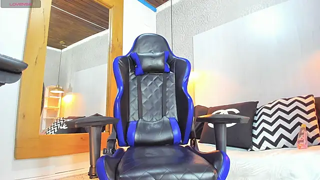 Dusan Grey77 online show from 02/24/26, 03:59